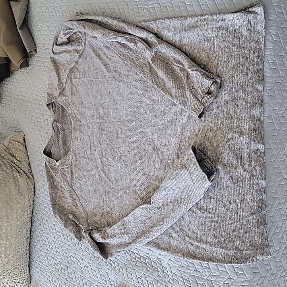 Lululemon Size 12 Athletic Yoga Shirt